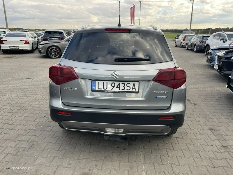 Suzuki Vitara 8