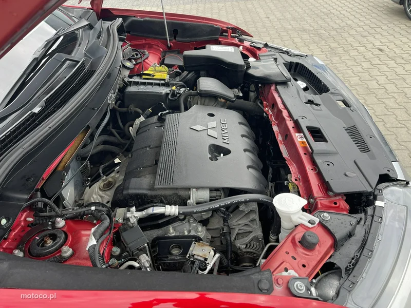 Mitsubishi Outlander 13
