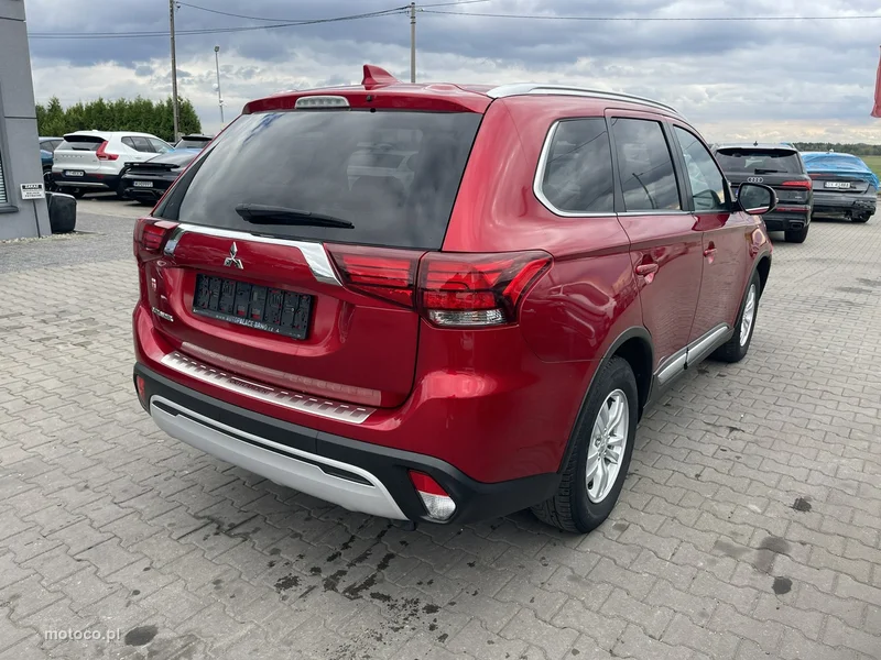 Mitsubishi Outlander 5