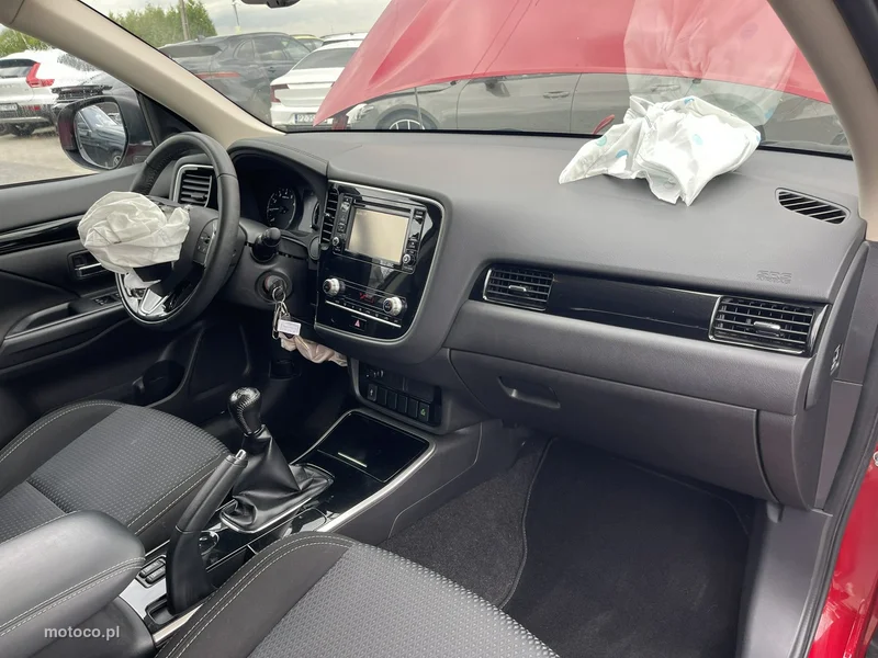 Mitsubishi Outlander 9