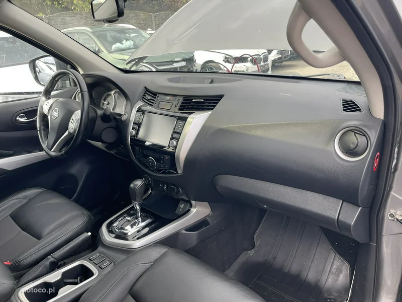 Nissan Navara 10