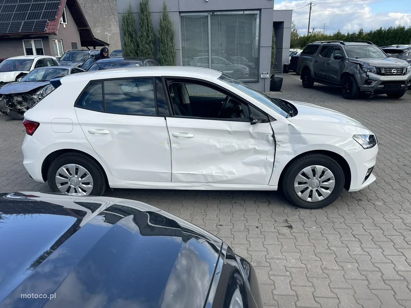 Skoda Fabia IV 4