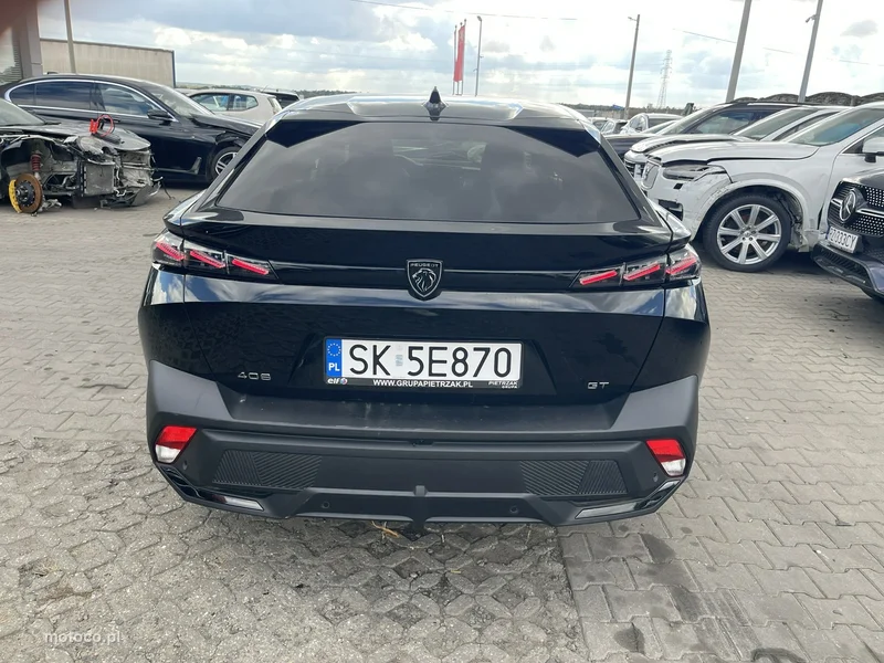 Peugeot 408 7