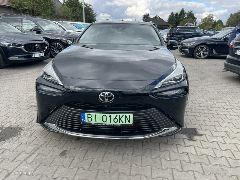 Toyota Mirai 8