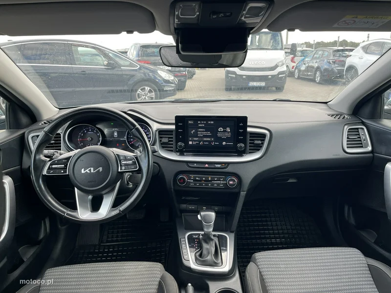 Kia Cee'd 8