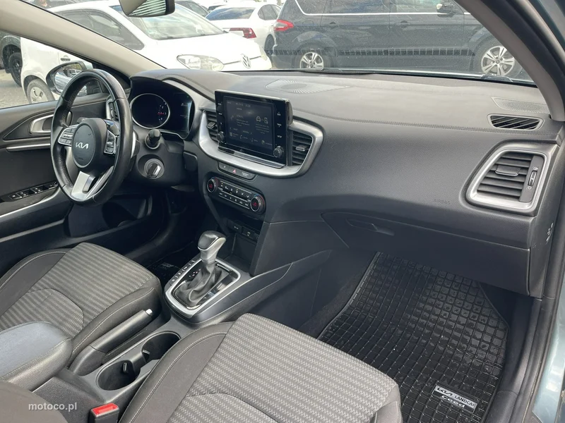 Kia Cee'd 9