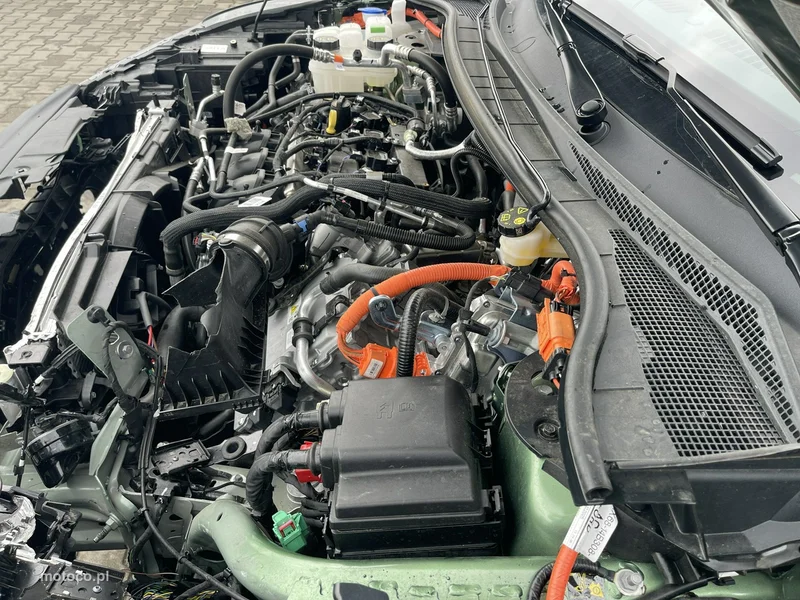 Ford Kuga III 14