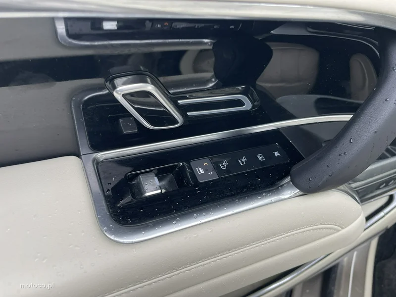 Land Rover Range Rover 18