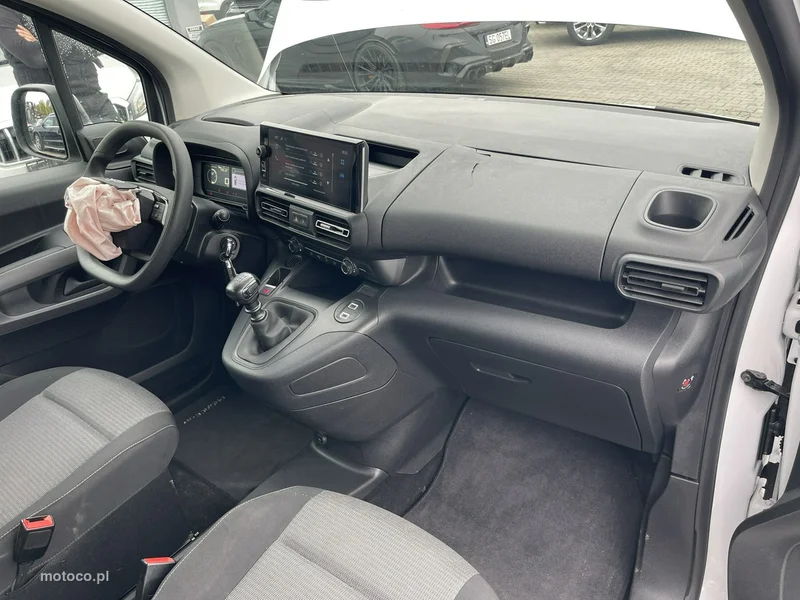 Toyota Proace City Verso 8