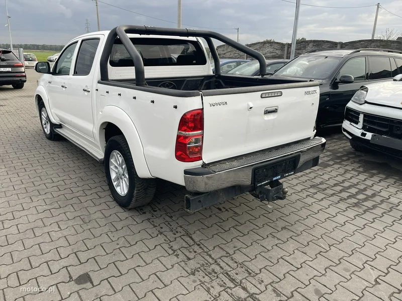 Toyota Hilux AN120 2