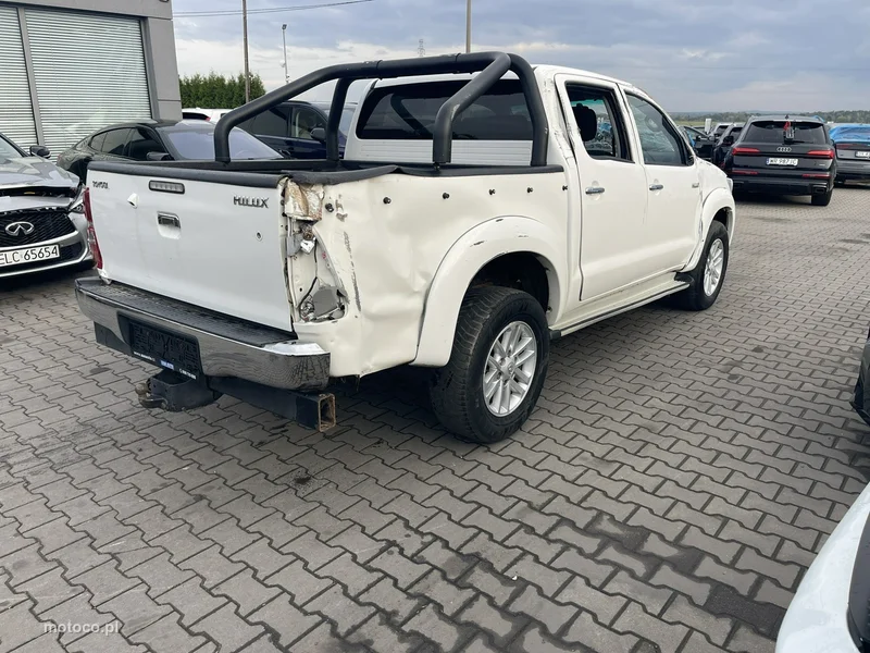 Toyota Hilux AN120 3