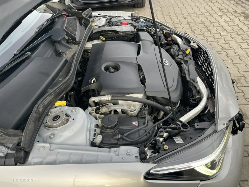 Infiniti Q30 15