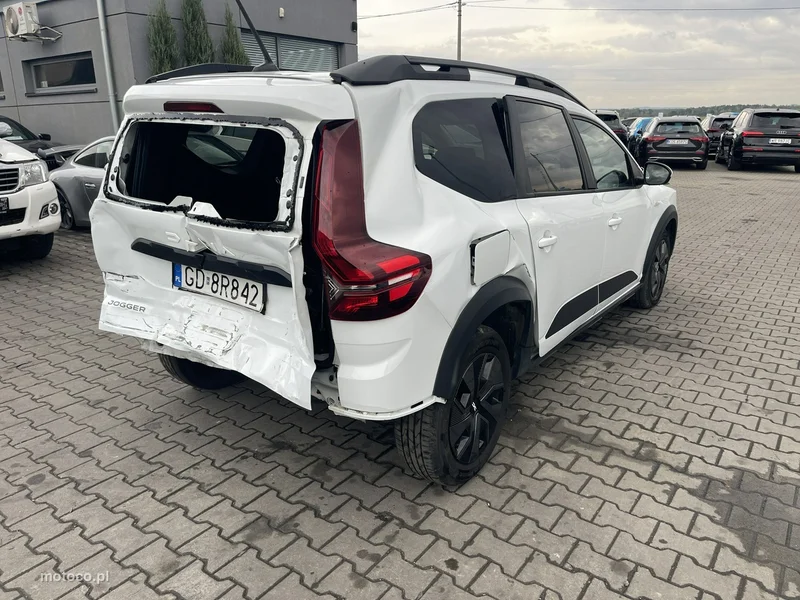 Dacia Jogger 6
