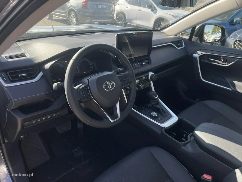 Toyota RAV 4 XA50 8