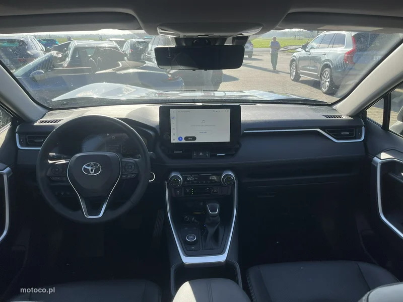 Toyota RAV 4 XA50 9