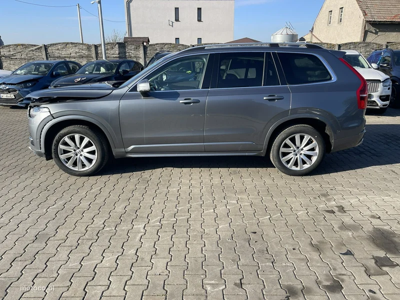 Volvo XC 90 5