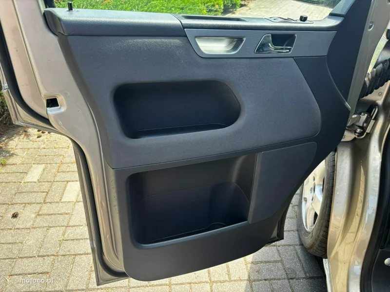 Volkswagen Mulitivan 25