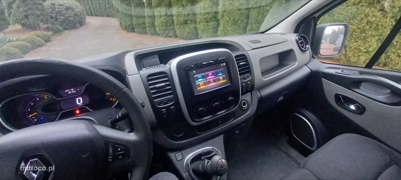 Renault Trafic 27