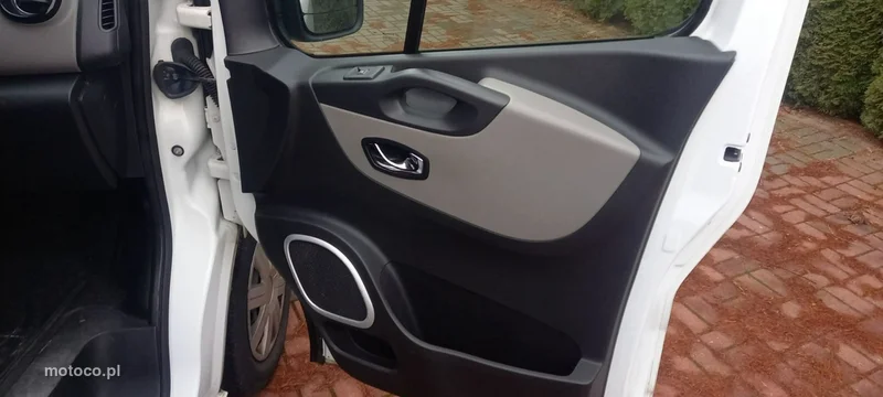 Renault Trafic 33