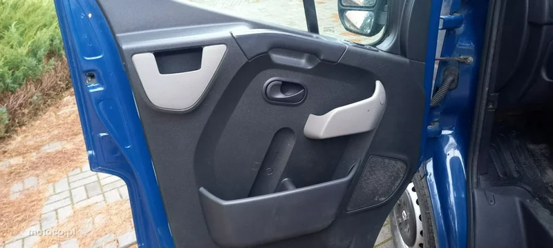 Renault Master 17