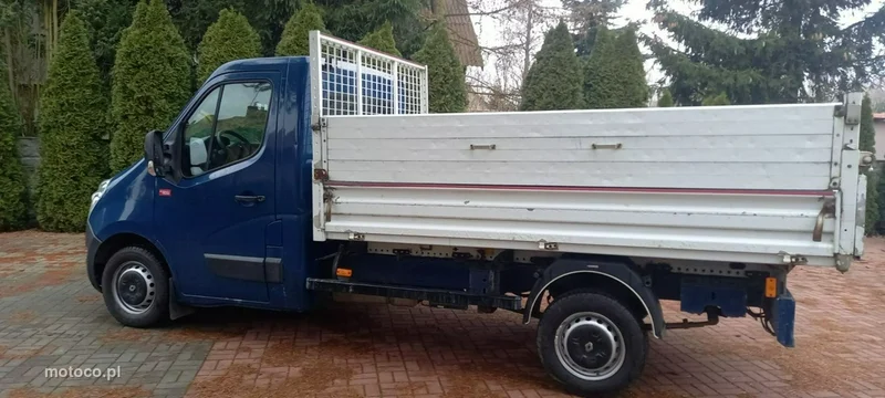 Renault Master 28