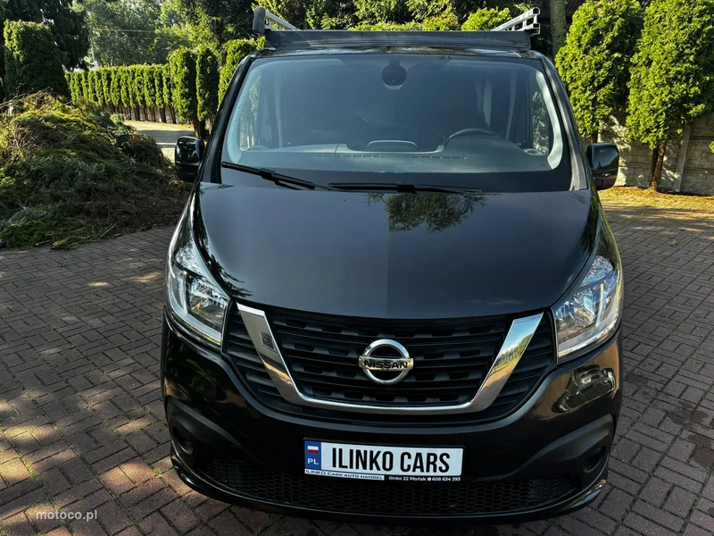 Nissan NV300 6