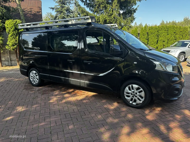 Nissan NV300 10