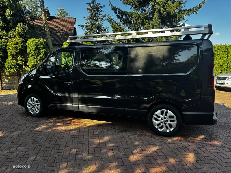 Nissan NV300 19
