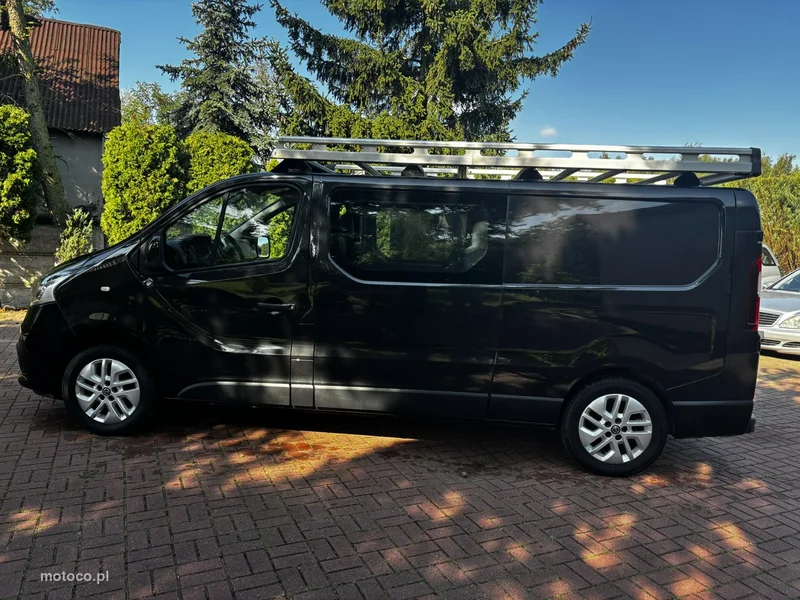 Nissan NV300 20