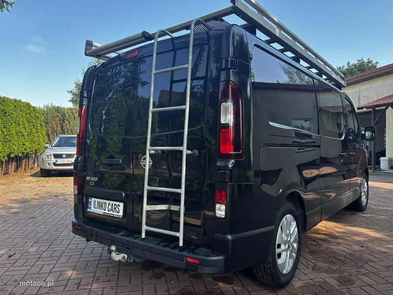 Nissan NV300 25