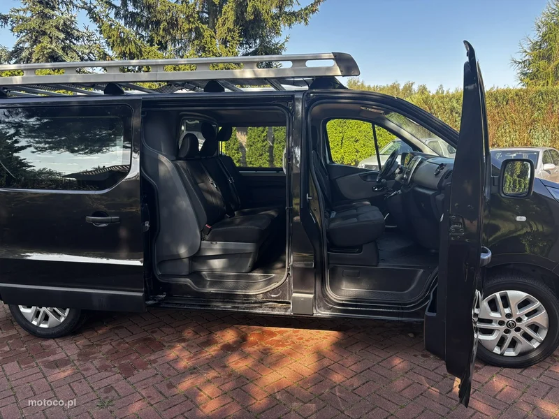 Nissan NV300 27