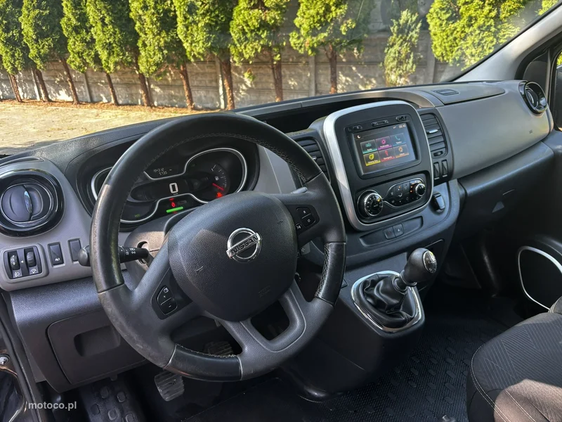 Nissan NV300 34