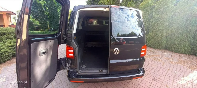 Volkswagen Caravelle 28