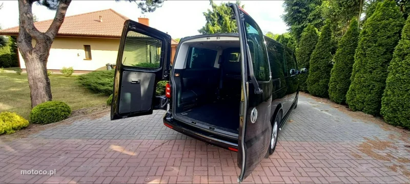 Volkswagen Caravelle 29