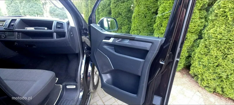 Volkswagen Caravelle 34