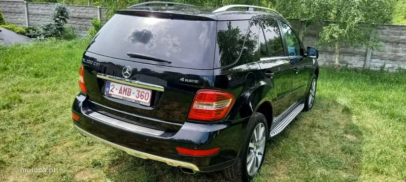 Mercedes-Benz ML W164 ML 320 15