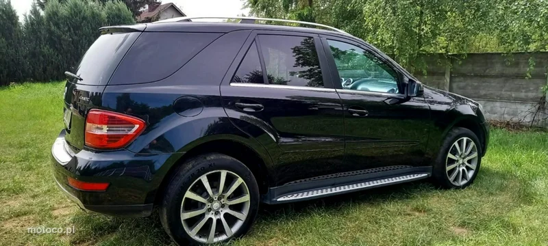 Mercedes-Benz ML W164 ML 320 17