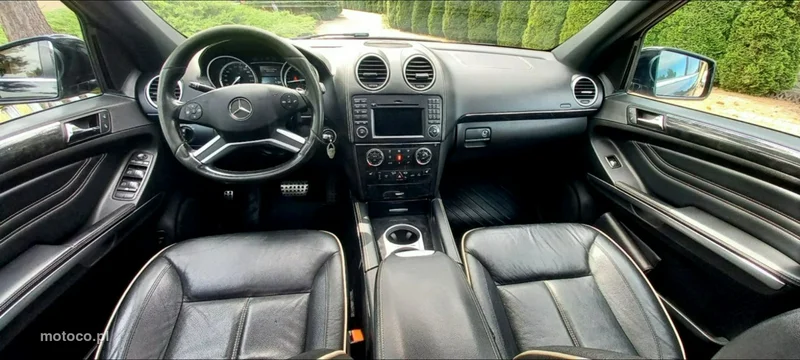 Mercedes-Benz ML W164 ML 320 34