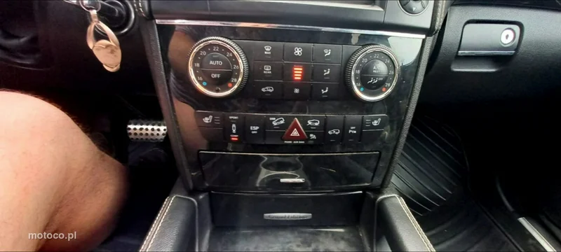 Mercedes-Benz ML W164 ML 320 36