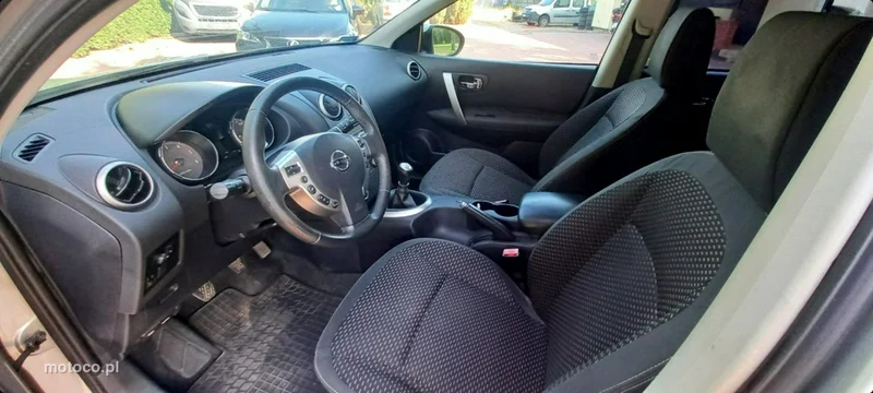 Nissan Qashqai 22