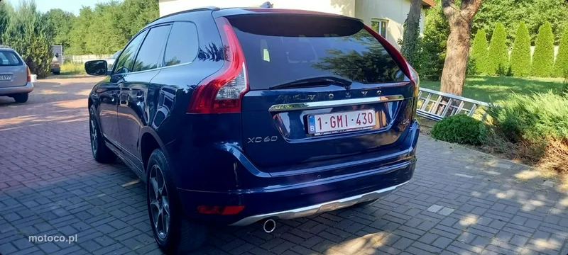 Volvo XC 60 8