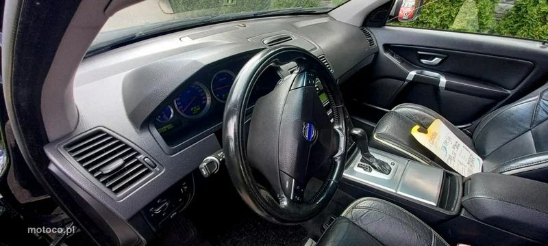 Volvo XC 90 32