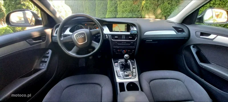 Audi A4 B8 21