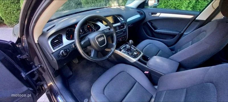 Audi A4 B8 25
