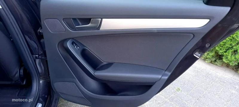 Audi A4 B8 30