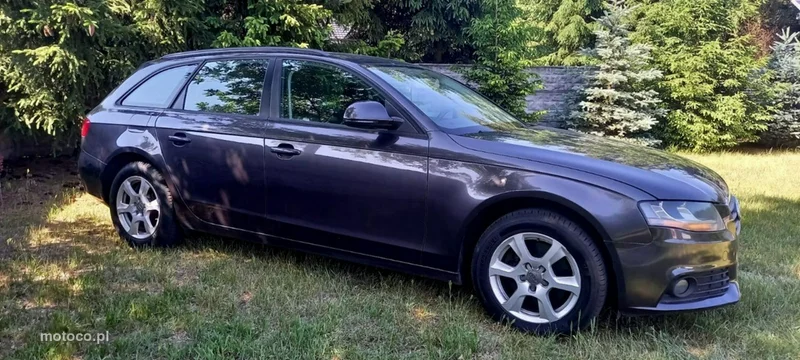 Audi A4 B8 6