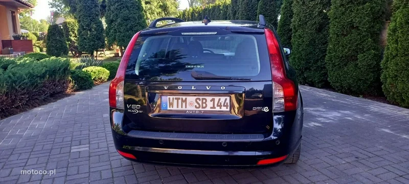 Volvo V50 13