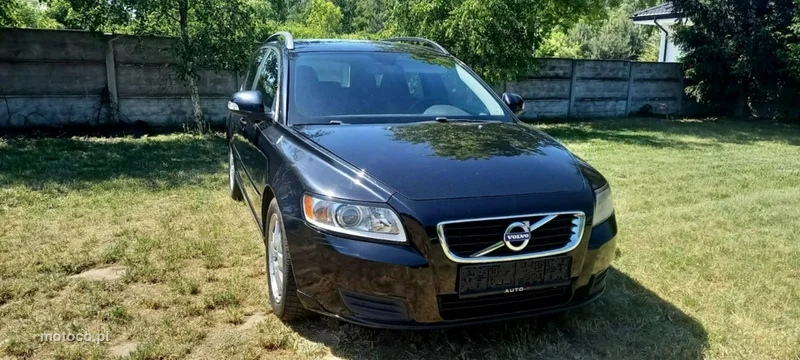 Volvo V50 3