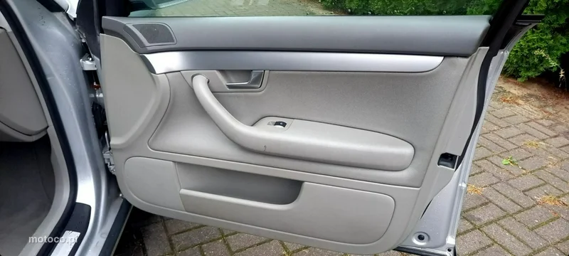 Audi A4 B7 26