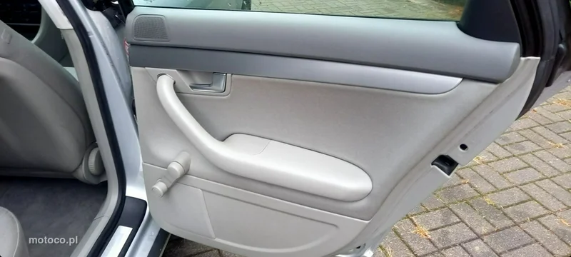 Audi A4 B7 30